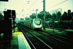 F1040006