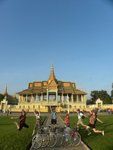 Team photos in front of Royal Palace