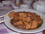 呢個係紅燒腩肉,睇真o的係用五花腩炆o架,味道o岩o岩好,食落口唔覺肥膩!