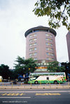 after that, 小白 dropped us off at this area, I forgot the name.