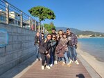 吃飽之後逛逛海邊