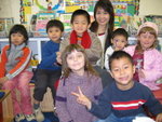 同成半班小朋友合照_前排的有來自USA的Maya同中日混血兒Kerichi