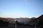 行車中加上天不夠光-有點震-好多好多屋子和見到Titicaca湖了