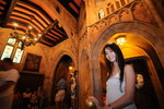 入城堡喇~全世界的Disney城堡只有這個遊客可進入內部~
