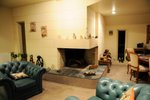 Large, warm & beautiful sitting room~