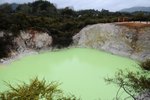 最後一個池Devil's Cave-顏色是勁螢光綠的,不過影不到這種感覺~