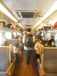 好多乘客呀-大部份是日本人-只憧到少於五個香港人