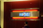 菲律賓都有RED BOX~!!唱K!
