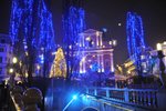 The beautiful Xmas light in Ljubljana again!! goodnight~