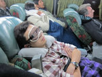 at 12:xxam, we finally on our bus to the northern town in Argentina~ see DD's glasses are...