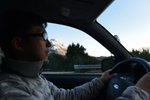 We want to try a short-cut road, remind Kaki the unforgettable experience in New Zealand~ after we drived around 80%, the road was icy & slippery~ we stopped & tried again!