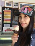 7/8 ice cream time! Strawberry in clotted cream&#128523;&#128523;nice!