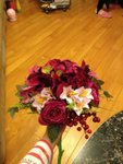 DIY的中式紅色絲花花球~早上襯褂用的!