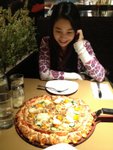 Heehee~Kaki wanna try this new pizza for days la!