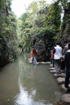 20041002-1557-48s