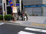 馬路邊的亞叔
時間:早上六時