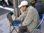 馬路邊的亞叔
時間:早上六時