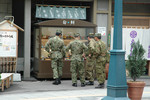 軍佬...好在唔係美軍