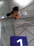 7-4-2009 米奇在半空