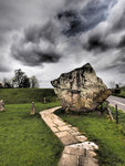 AVEBURY 4