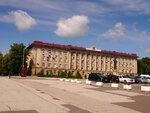 P1466932