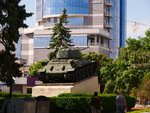 P1466946