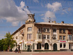 P1466952