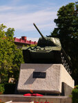 P1466998