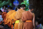 GIVING ALMS TO THE MONK_1
