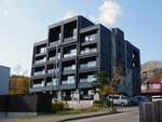 P1311368