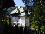 P1299440