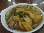 薯仔炆雞亦