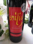 Emilio 2005

APPELLATION : Bordeaux

GRAPE : 100% Merlot 

REMARKS : Red fruits on nose with a hint of black-pepper. a medium bodied wine with great balance.