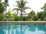 Bura Lumpai Resort swimming pool.這邊房間不會出現互相望見的情況