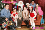 SUPREME'S 工作人員，香港展能藝術會漂亮職員，聖誕老人和靚靚聖誕女郎