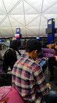 候機室 x New era