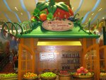 15092010_Fruit Shop Display at Telford Plaza00006