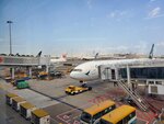 20102024_Samsung Smartphone Galaxy S10 Plus_3rd round to Kyushu_Hong Kong Internationsl Airport00014