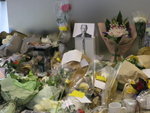 07102011_Last Tribute to Steve Jobs_Hong Kong Apple Stores00008