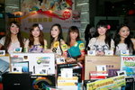 09082011_Hong Kong Computer Association_Press Conference@Dragon Centre_Group of Girls00012