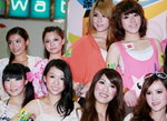 09082011_Hong Kong Computer Association_Press Conference@Dragon Centre_Group of Girls00020