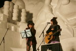 07022010_Hokkaido Tour_Day Six_札幌大通公園雪祭歌舞表演00007
