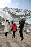 11022012_Hokkaido_硫黃山_Chole and Melody and Marco00002