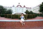 29072009_Kristy Ling_Outside Disney Hotel00037
