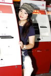30092009_HKIA_Ticketing_Yellow Wong00015