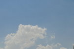 在約旦的天空找不到雲, 當過以色列關後, 天空就出現很多白雲了, 這真是神賜福的土地.