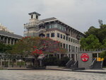 P1003572