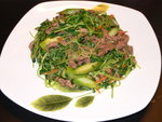 蒜蓉肉絲炒翡翠豆苗