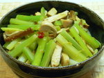 P1090172-清炒西芹豆腐干草菇絲