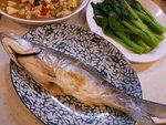P1090344-岩鹽烤馬友魚配上燙菜心及麻婆豆腐雞丁